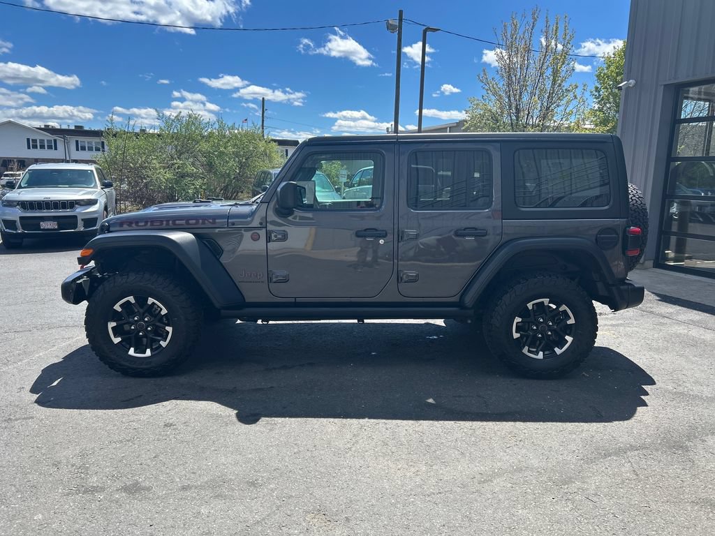 Certified 2025 Jeep Wrangler Unlimited Rubicon AWD/4WD image 8