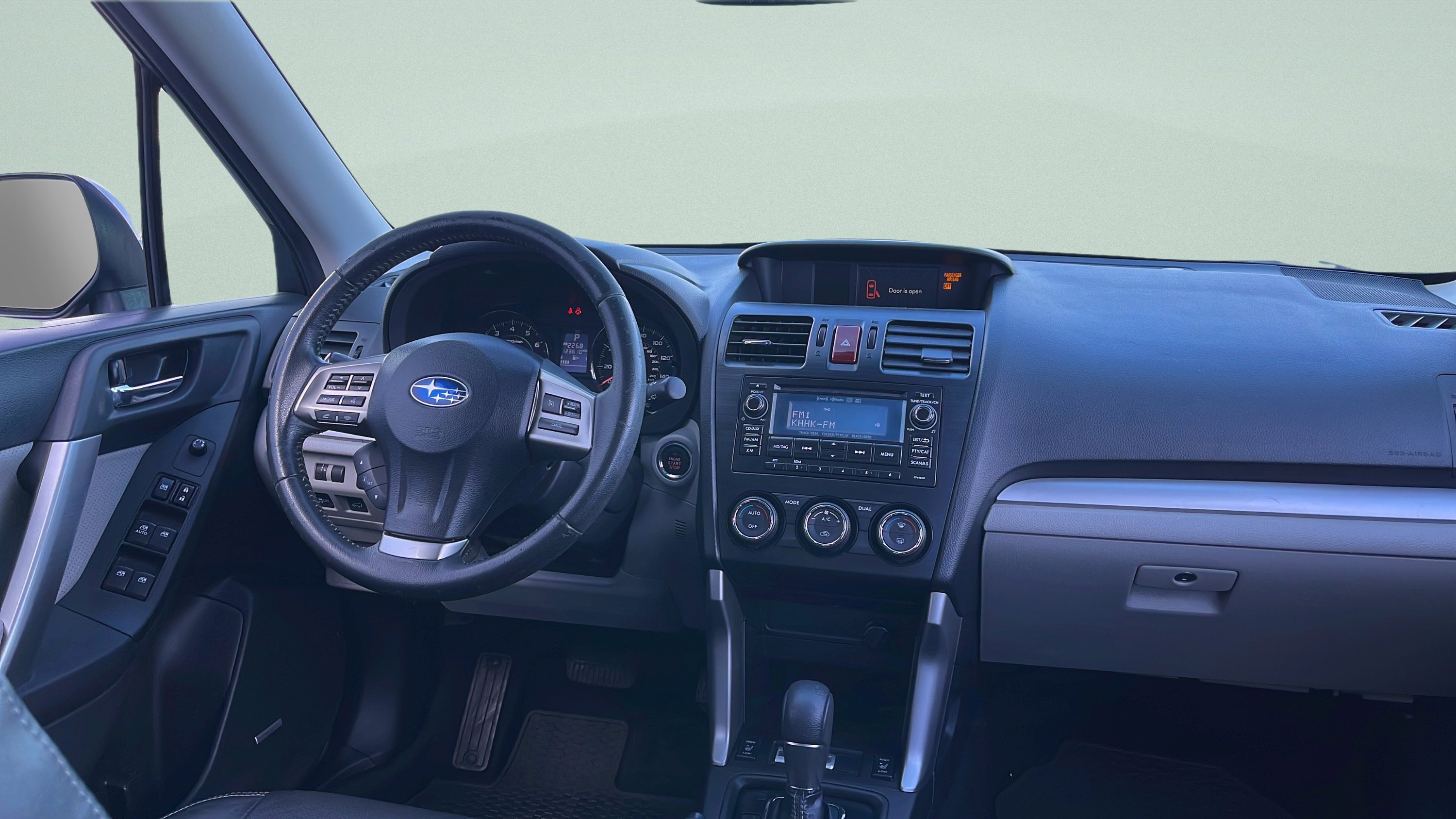 Used 2015 Subaru Forester 2.5i Touring image 28