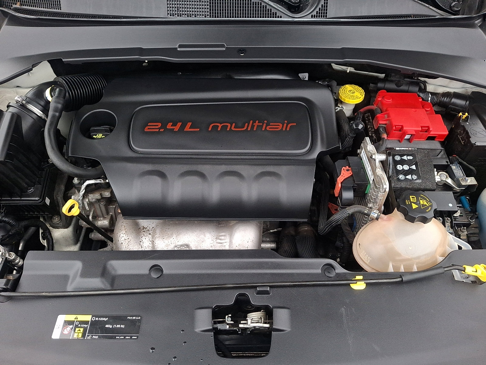 Used 2021 Jeep Compass Latitude w/ Sun and Sound Group AWD/4WD image 27