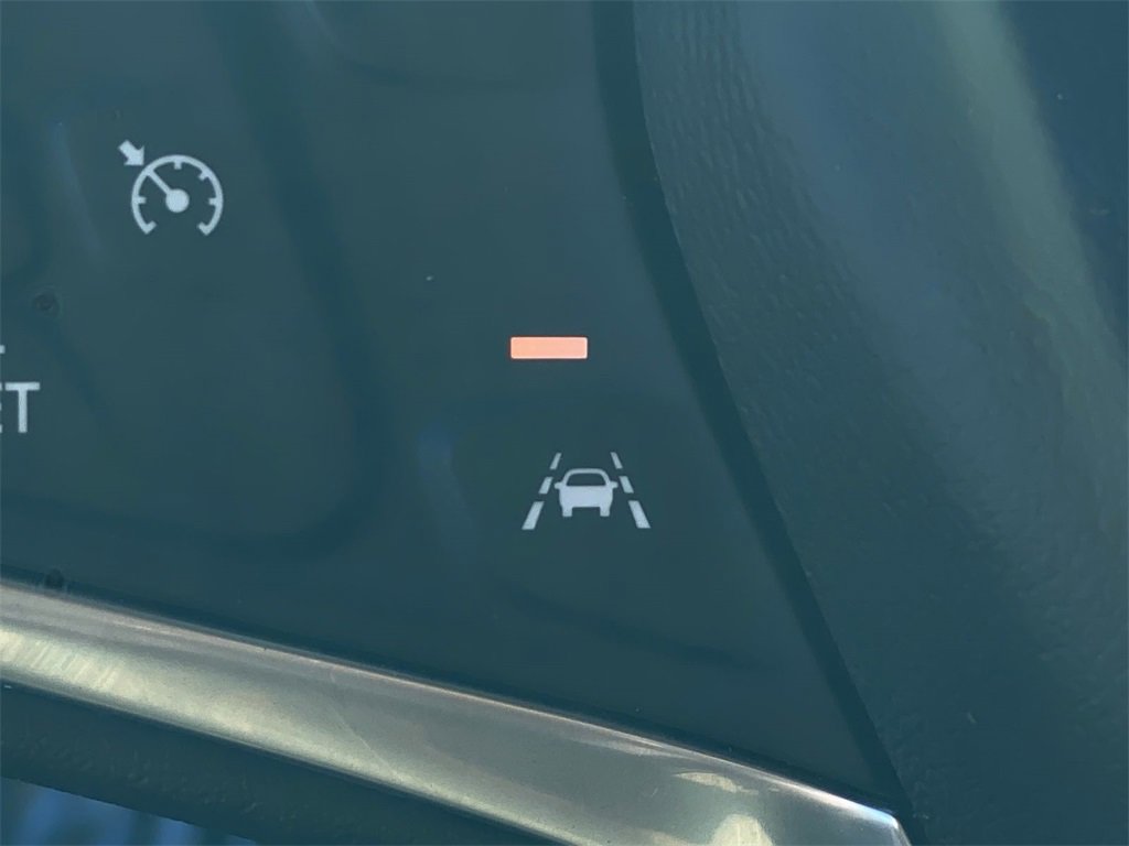 Used 2023 Chevrolet Malibu LT w/ Driver Confidence Package image 28