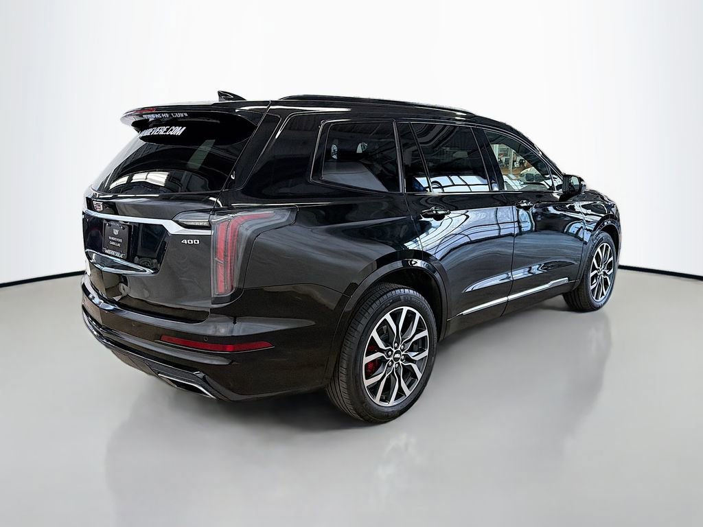 Used 2025 Cadillac XT6 Sport image 7