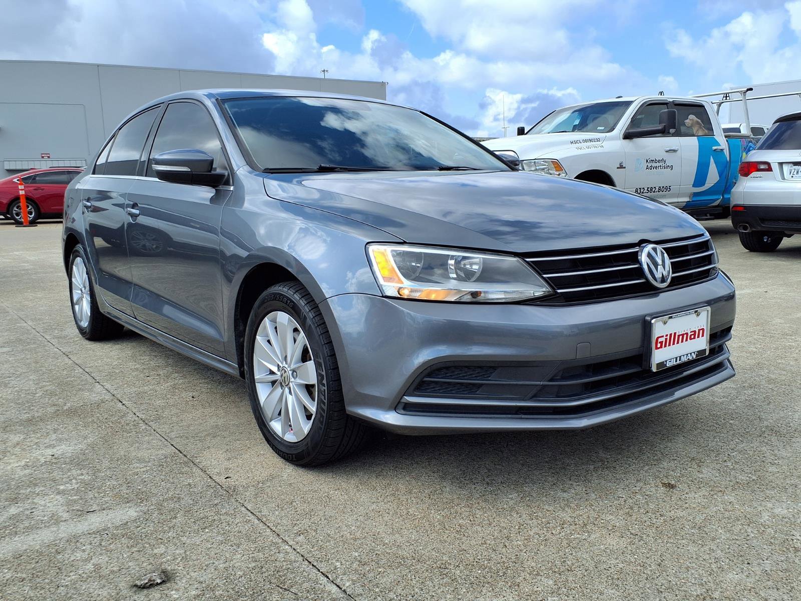 Used 2016 Volkswagen Jetta SE image 2