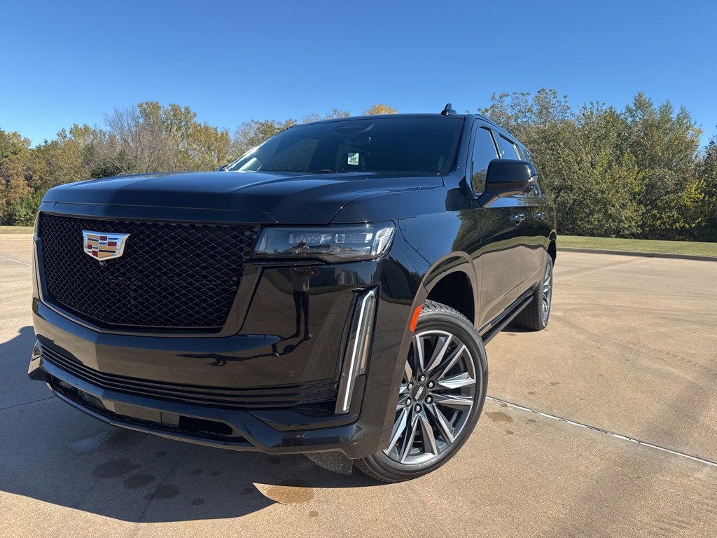 Used 2022 Cadillac Escalade ESV Sport Platinum w/ Heavy-Duty Trailer Package