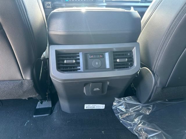 New 2027 Ford F250 Lariat AWD/4WD image 19