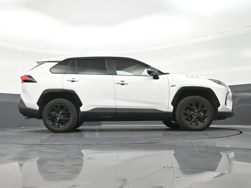 Used 2022 Toyota RAV4 LE FWD image 28