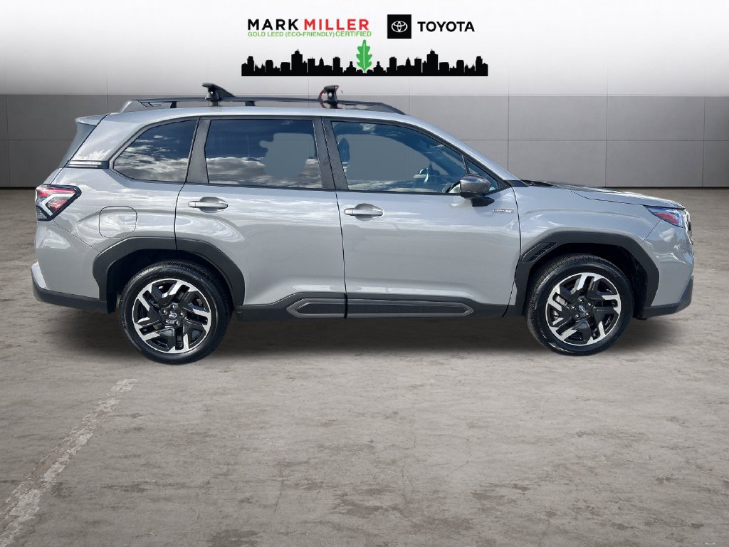 Used 2025 Subaru Forester Limited AWD/4WD image 7