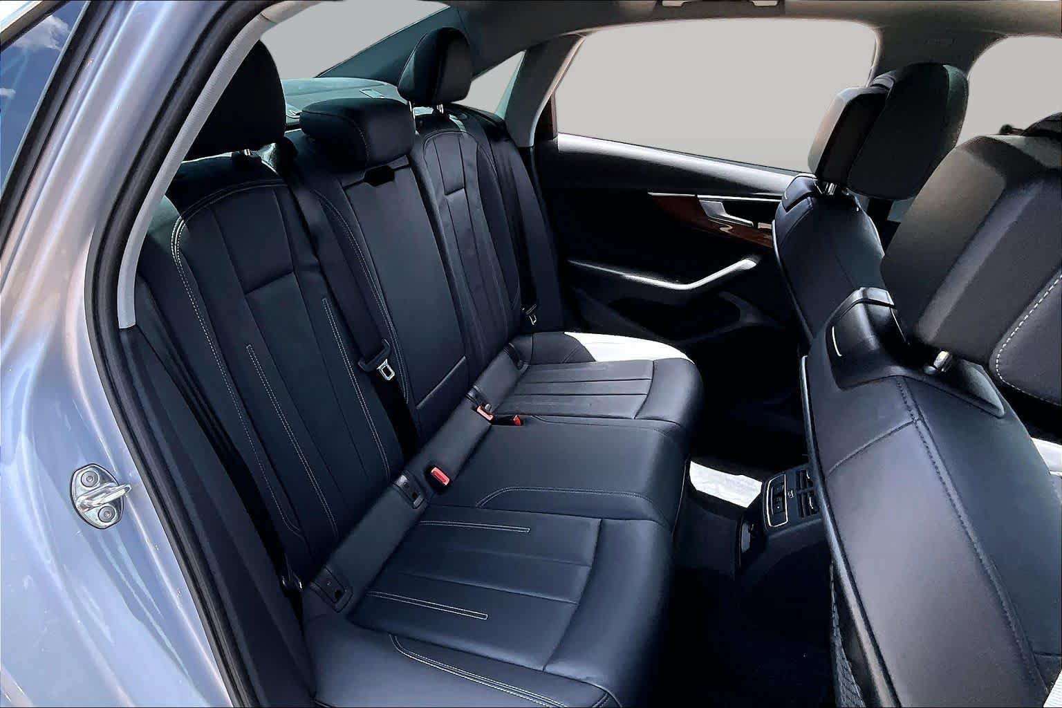 Used 2023 Audi A4 2.0T Premium w/ Convenience Package AWD/4WD image 21