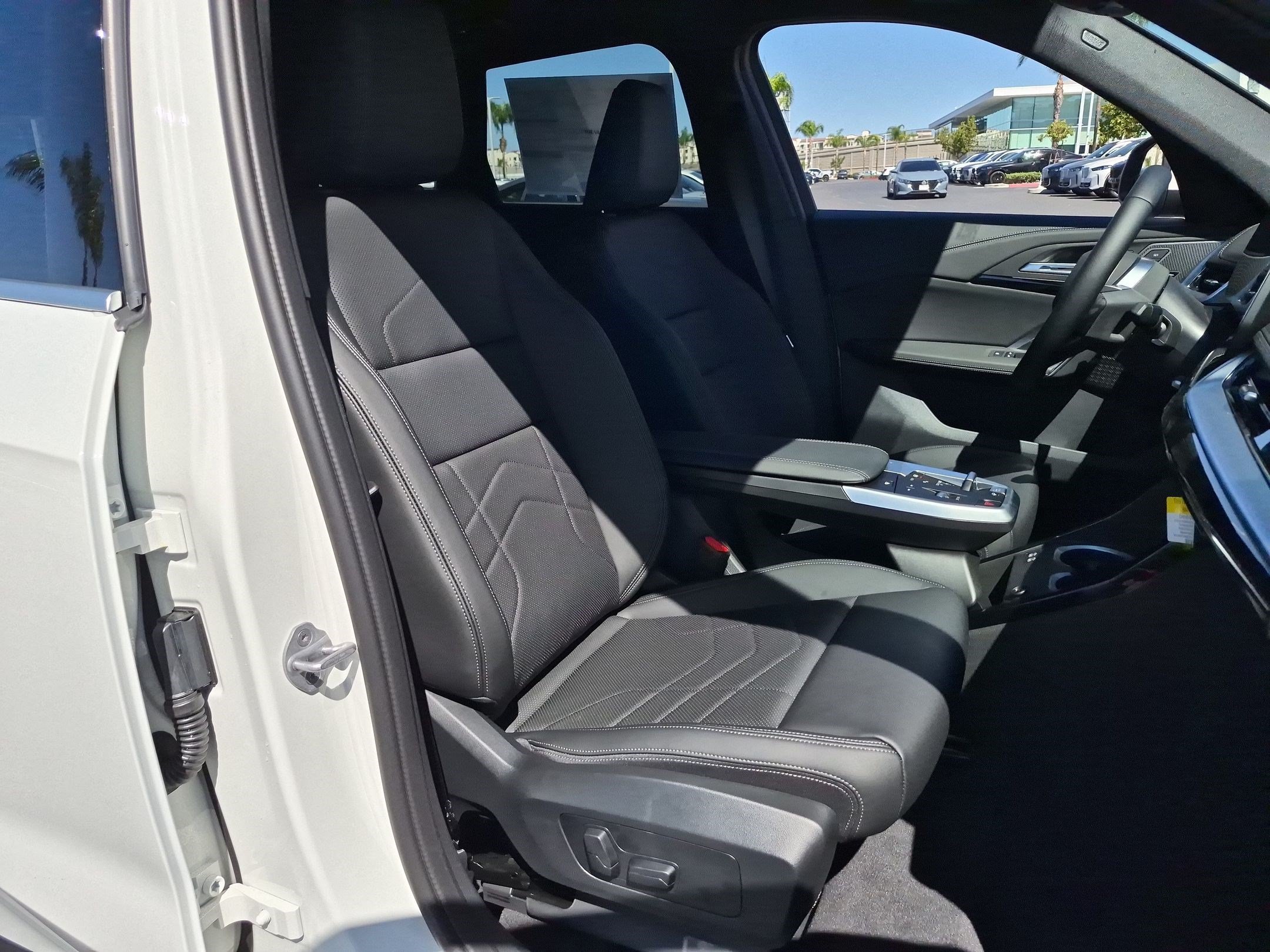 New 2027 BMW X1 xDrive28i AWD/4WD image 33