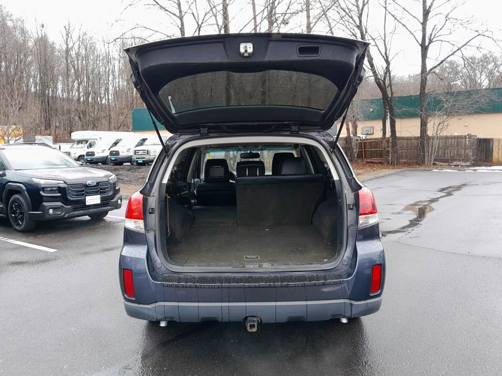 Used 2013 Subaru Outback 3.6R Limited image 34