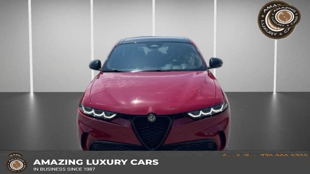 Used 2024 Alfa Romeo Tonale Veloce w/ Premium Interior Package
