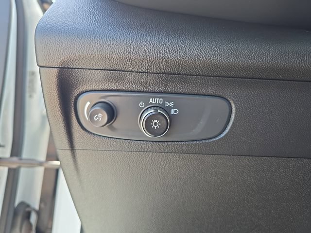 Certified 2021 Buick Envision Preferred FWD image 23