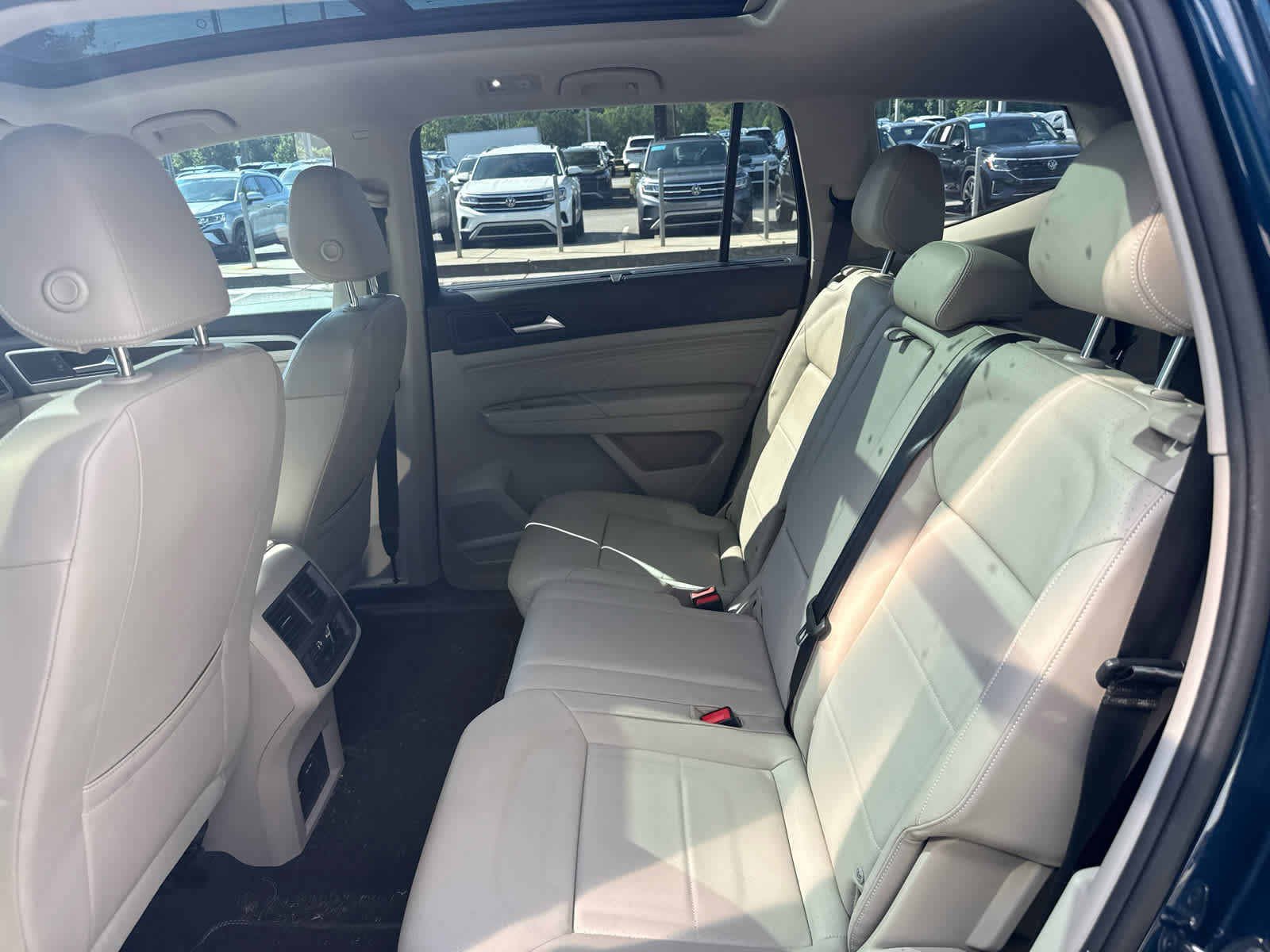 Certified 2023 Volkswagen Atlas SE w/ Panoramic Sunroof Package FWD image 21