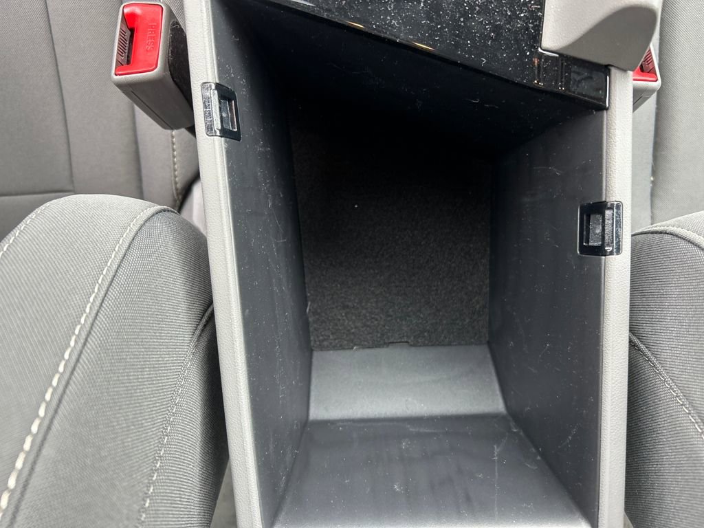 Used 2025 Hyundai Elantra SEL image 13