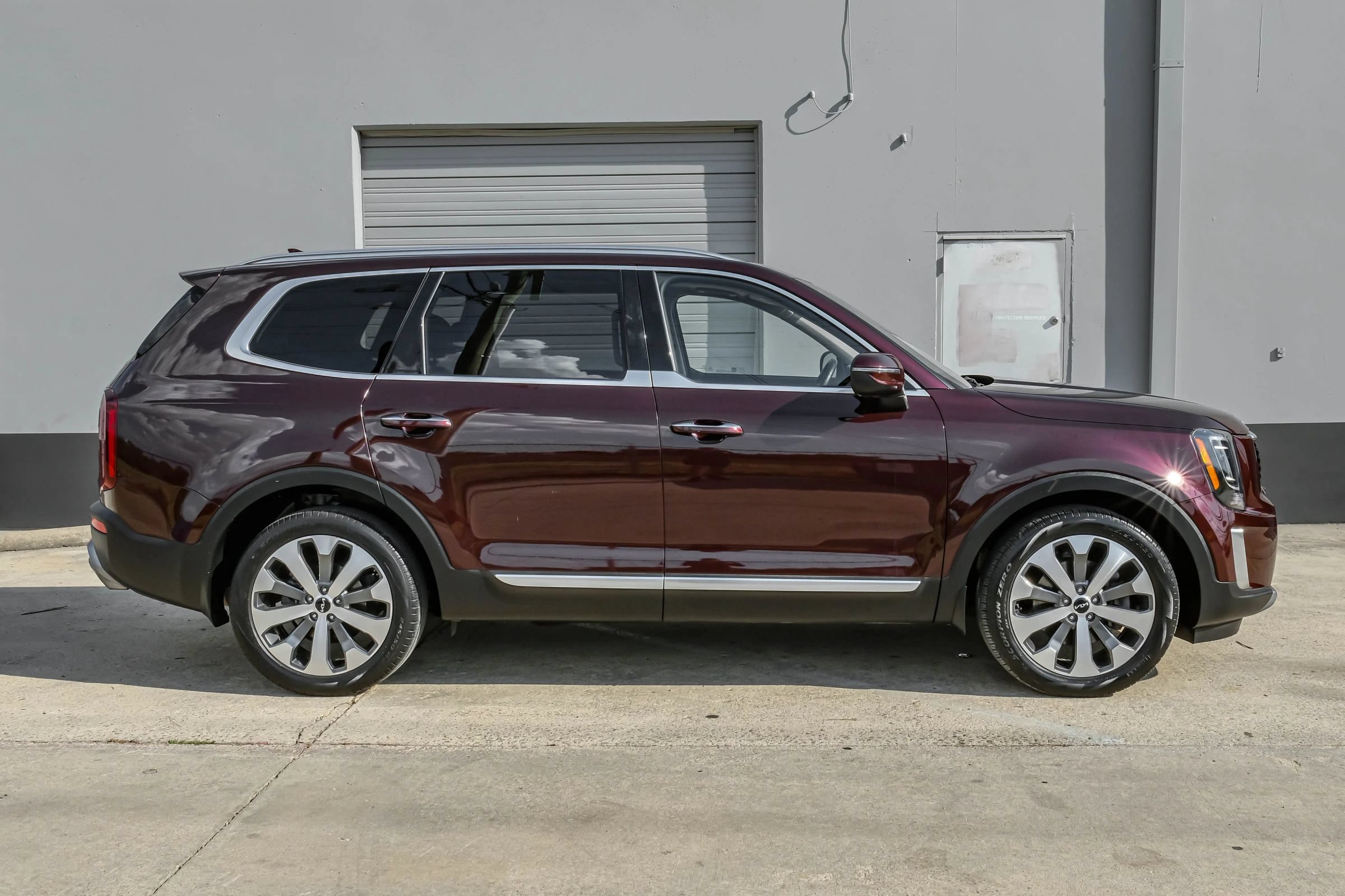 Used 2022 Kia Telluride S AWD/4WD image 8
