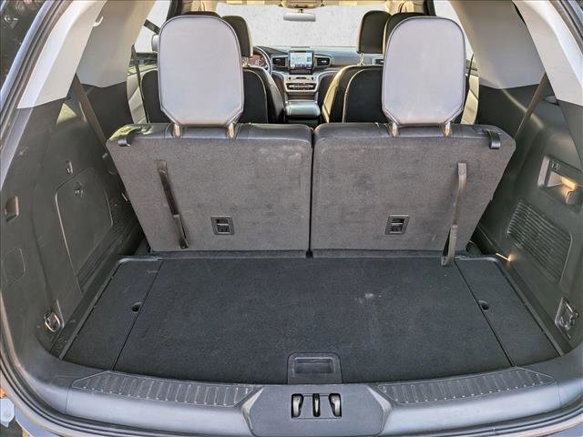 Used 2022 Ford Explorer XLT w/ Equipment Group 202A RWD image 6