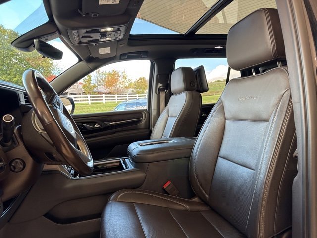 Used 2021 GMC Yukon Denali w/ Denali Ultimate Package image 15