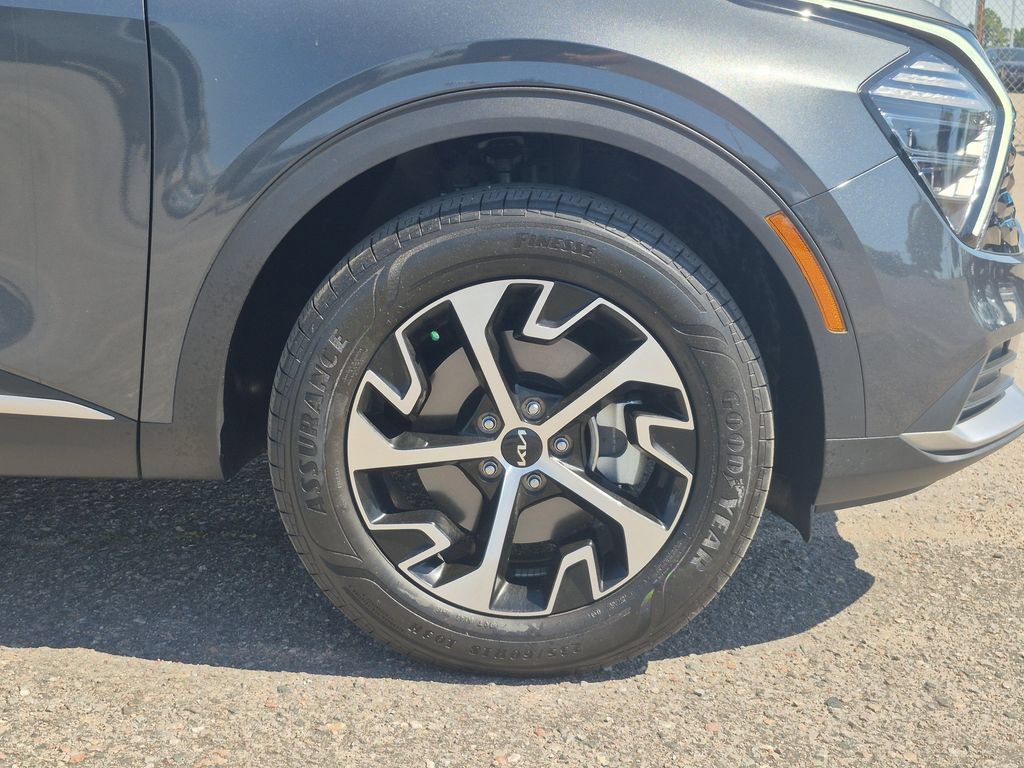 Used 2024 Kia Sportage EX AWD/4WD image 19