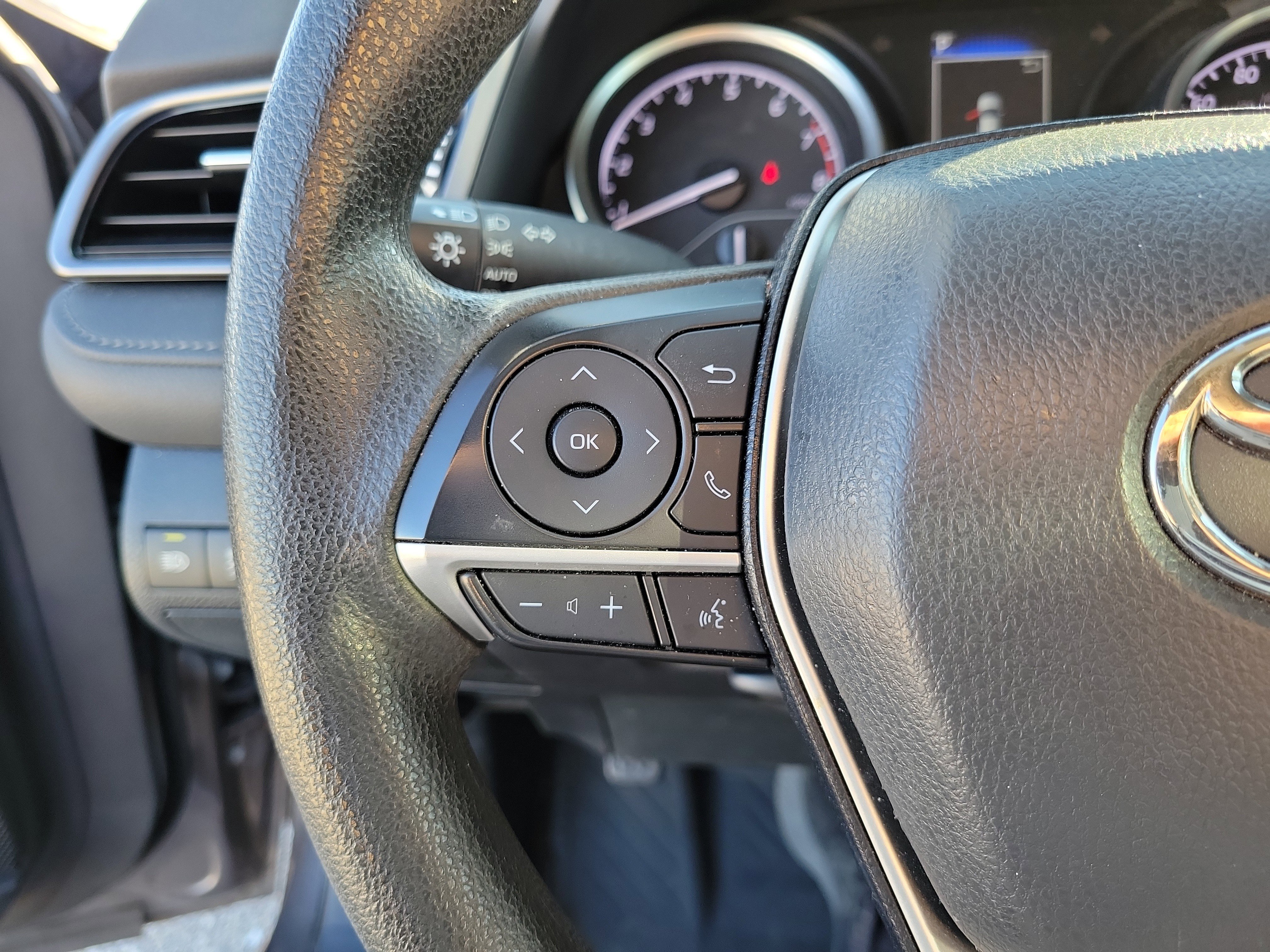 Used 2024 Toyota Camry LE image 24