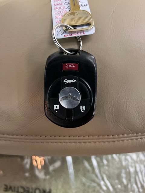 Used 2006 Chevrolet Corvette Coupe w/ Preferred Equipment Group RWD image 21