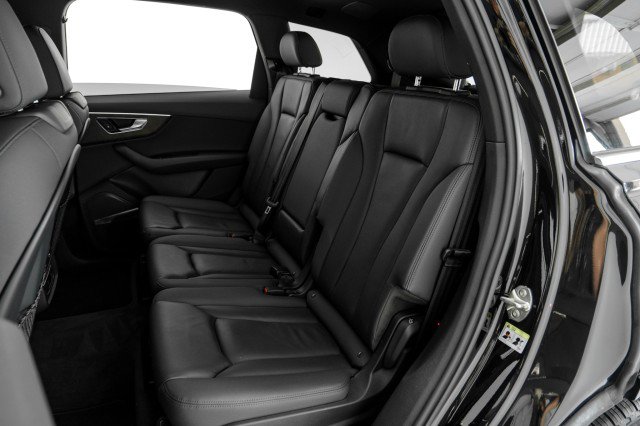 Used 2020 Audi Q7 2.0T Premium Plus w/ Premium Plus Package image 34