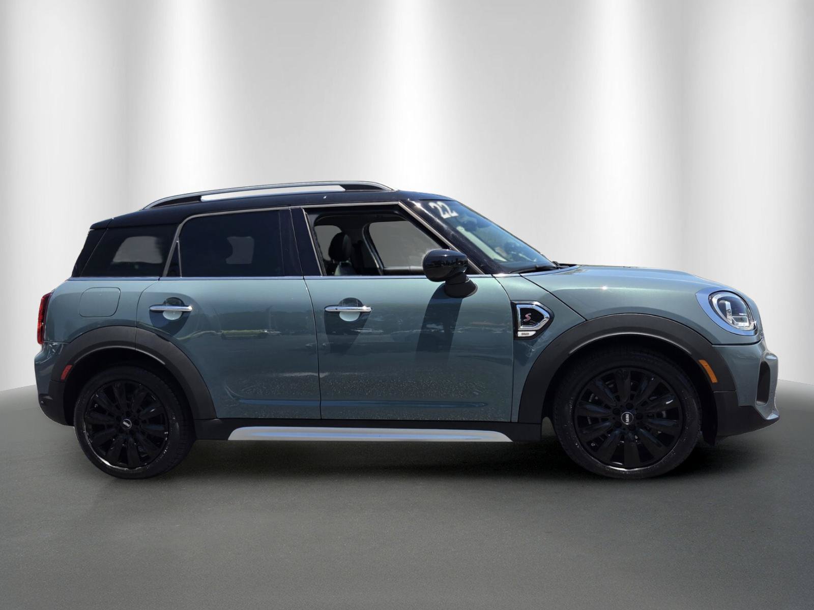 Used 2022 MINI Cooper Countryman S FWD image 8