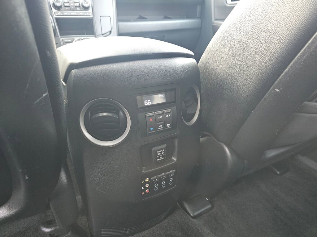 Used 2012 Honda Pilot Touring image 22