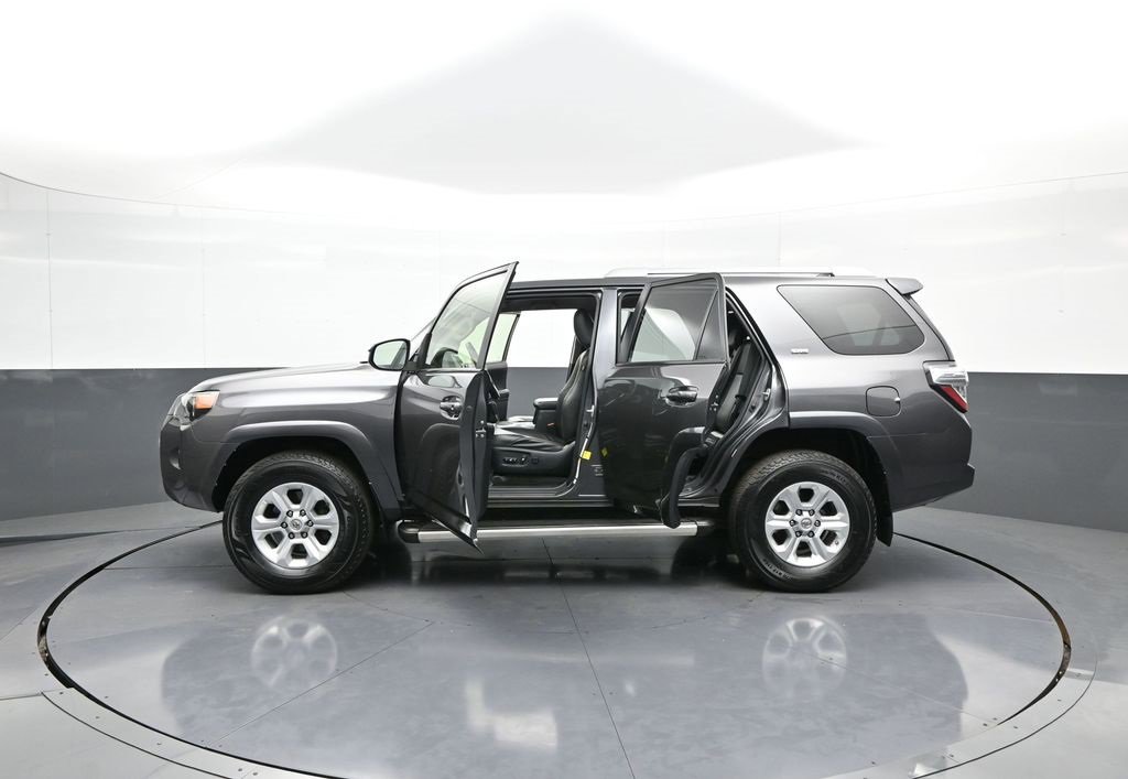 Certified 2016 Toyota 4Runner SR5 image 41