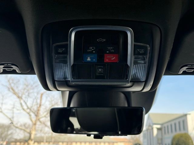 Used 2024 RAM 1500 Limited image 38