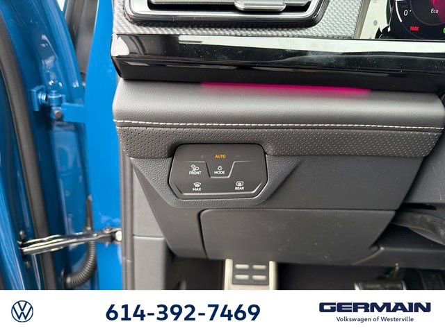 New 2026 Volkswagen Atlas Cross Sport SEL Premium R-Line image 25