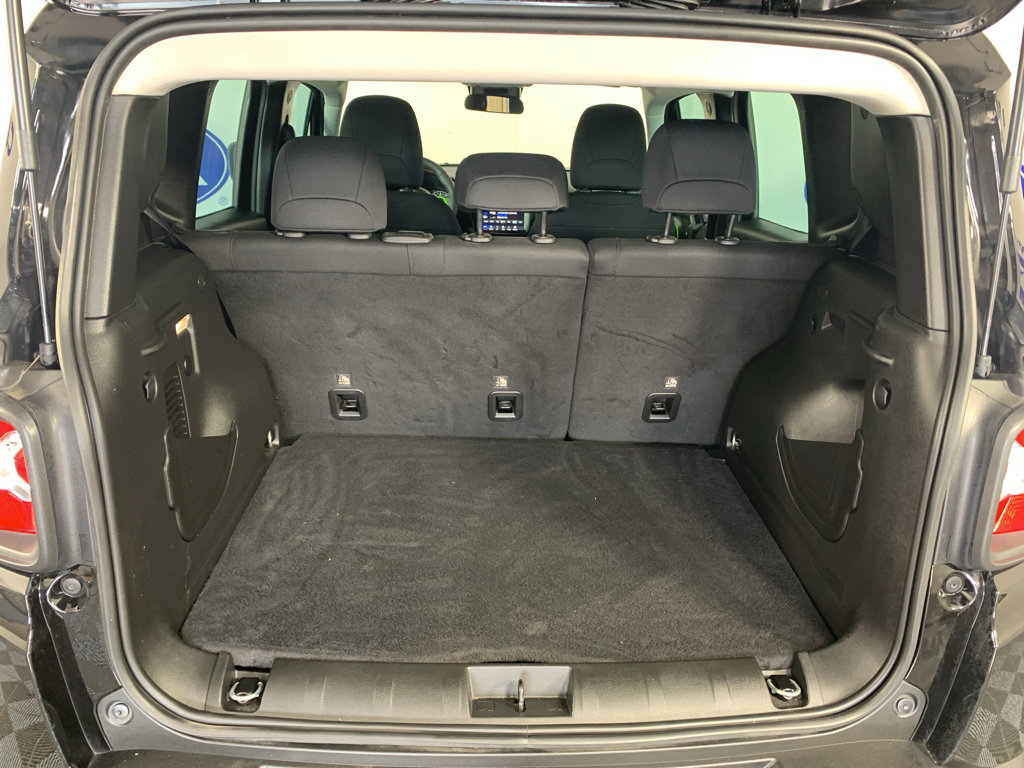 Used 2022 Jeep Renegade Sport AWD/4WD image 34