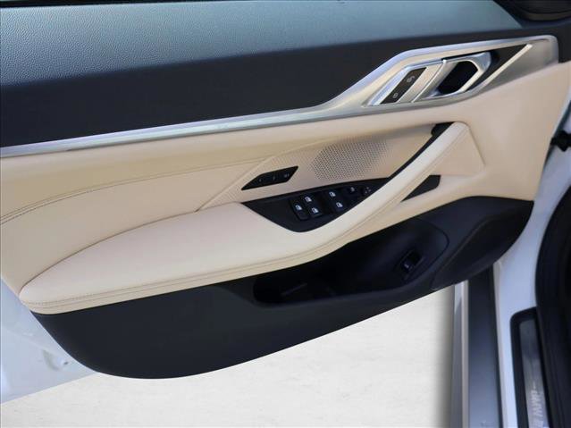 Used 2023 BMW i4 eDrive35 image 12
