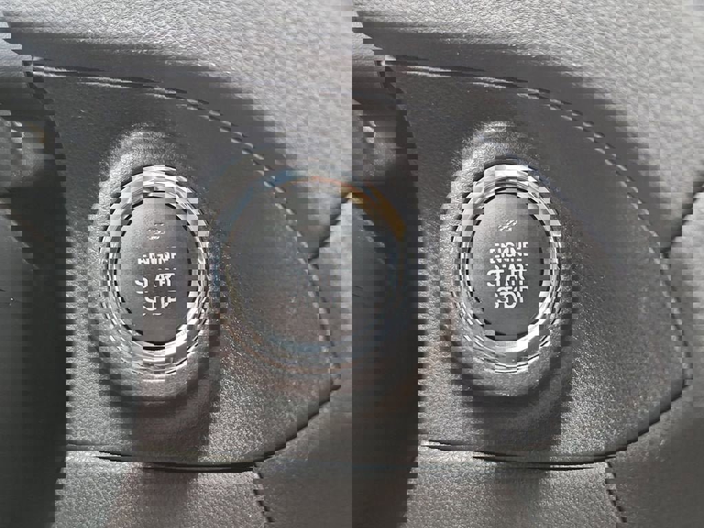 Used 2023 Subaru Ascent Limited w/ Technology Package image 29