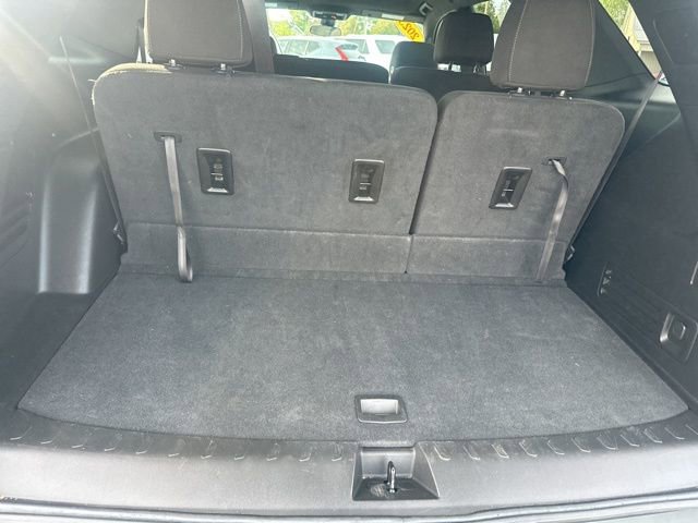 Used 2023 Chevrolet Traverse LT image 26