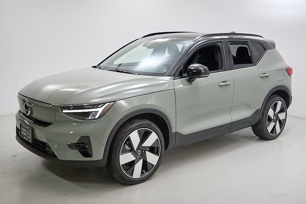 Certified 2023 Volvo XC40 Recharge Ultimate image 7