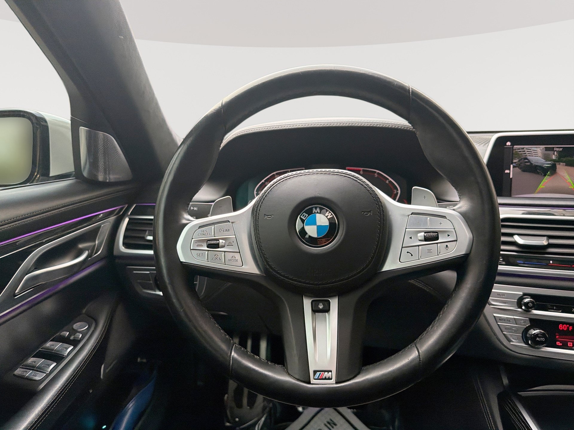 Used 2021 BMW 750i xDrive w/ Executive Package AWD/4WD image 11