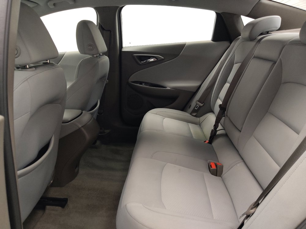 Used 2017 Chevrolet Malibu LS FWD image 18