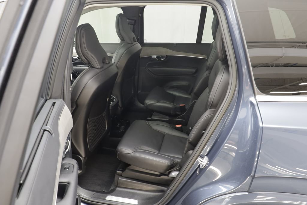 Used 2023 Volvo XC90 B6 Ultimate w/ Protection Package Premier AWD/4WD image 16