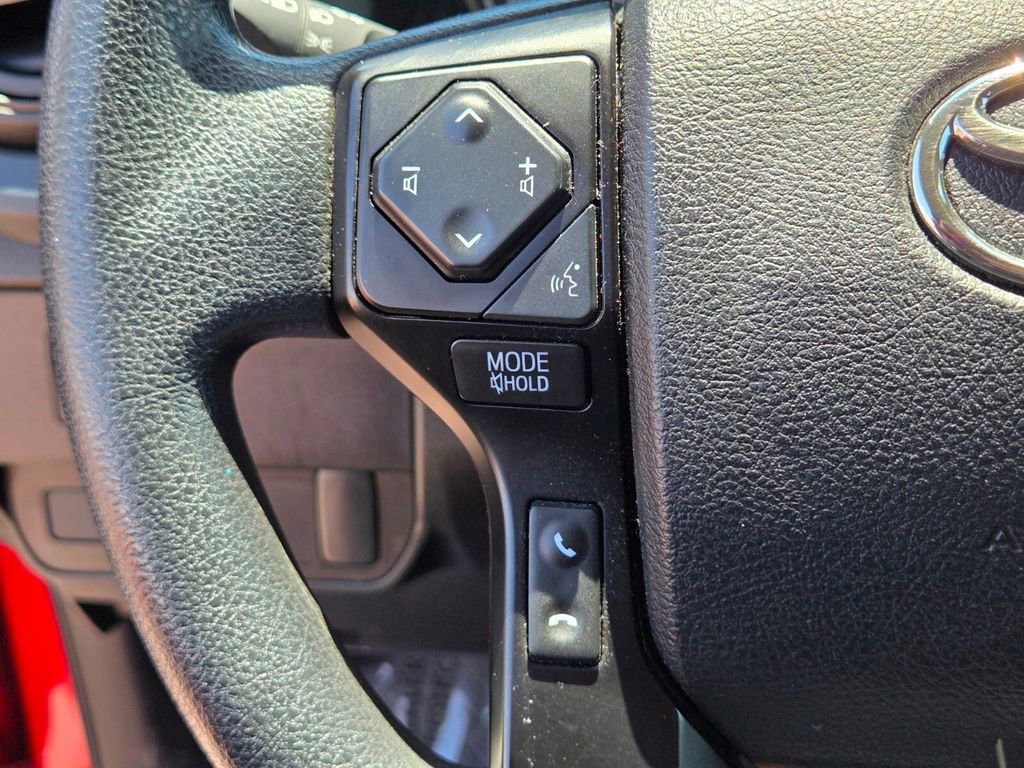 Used 2022 Toyota Tacoma SR RWD image 18
