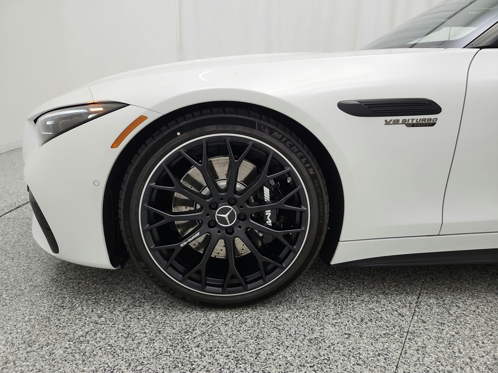 New 2027 Mercedes-Benz SL 55 AMG 4MATIC image 12