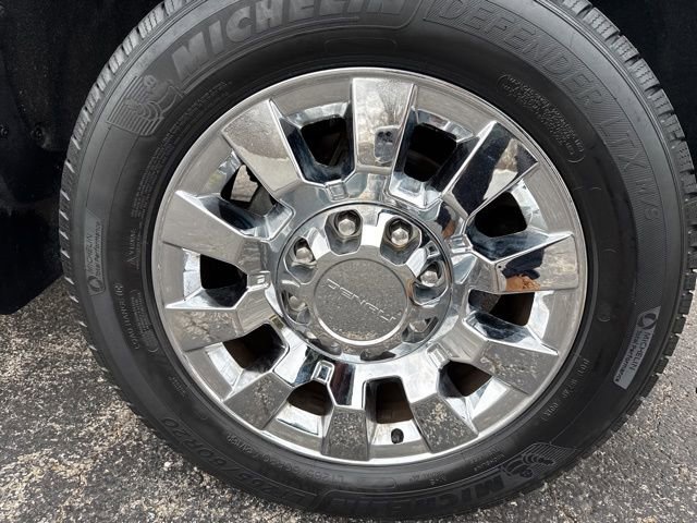 Used 2017 GMC Sierra 2500 Denali w/ Duramax Plus Package image 9
