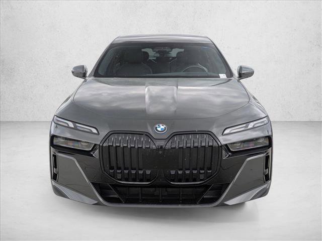 Used 2023 BMW i7 xDrive60 AWD/4WD video 2