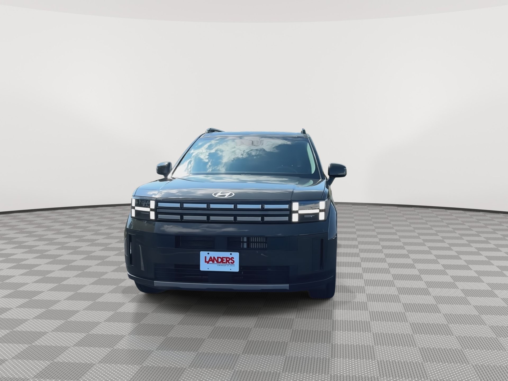 Used 2025 Hyundai Santa Fe SEL FWD image 3