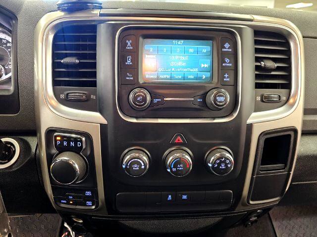 Used 2019 RAM 1500 Classic SLT image 15