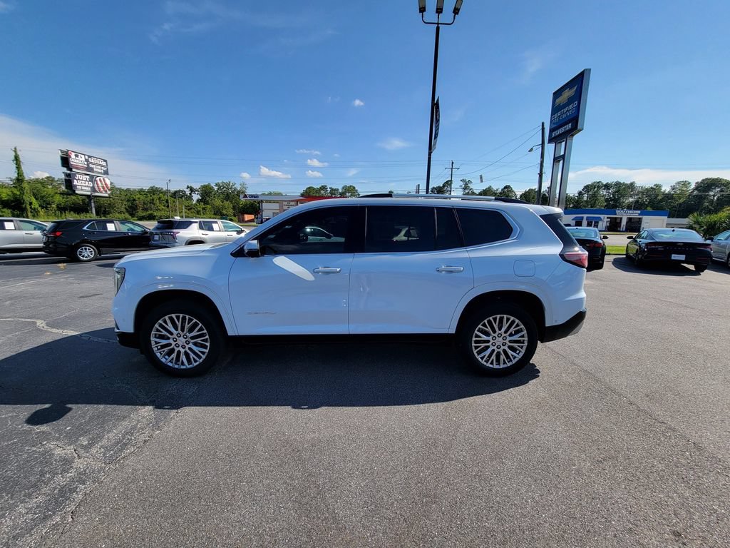 Used 2026 GMC Acadia Denali w/ Super Cruise Package FWD image 3
