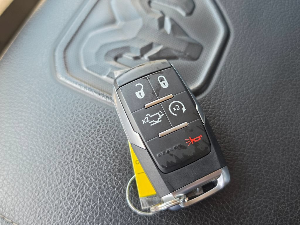 Used 2021 RAM 3500 Laramie AWD/4WD image 33