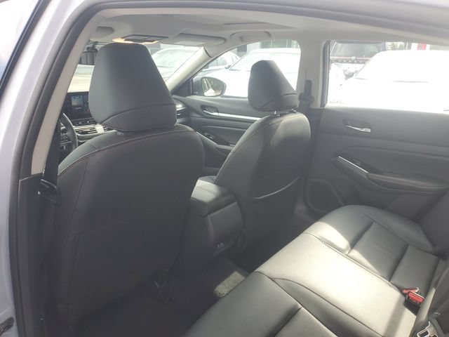 Certified 2025 Nissan Altima 2.5 SR w/ SR Premium Package FWD image 8