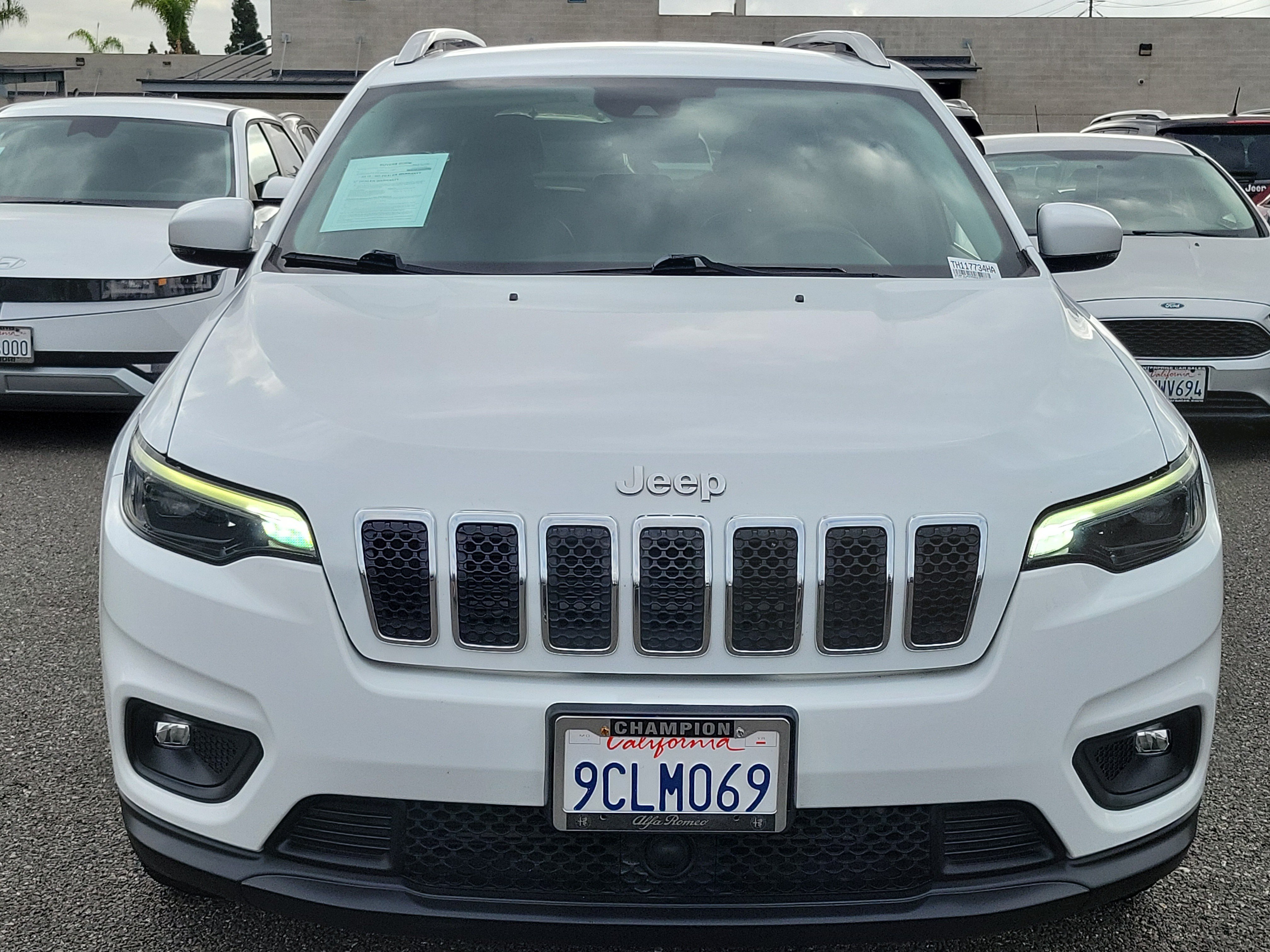 Used 2021 Jeep Cherokee Latitude Lux w/ Comfort/Convenience Group FWD image 6