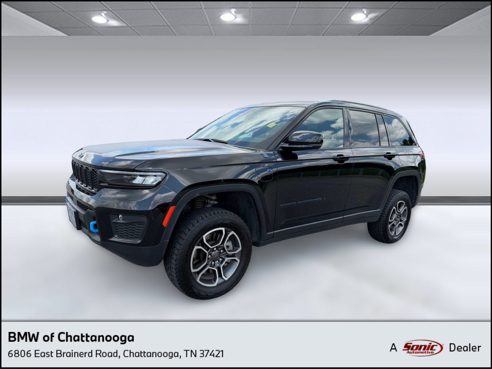 Used 2022 Jeep Grand Cherokee Trailhawk AWD/4WD image 1