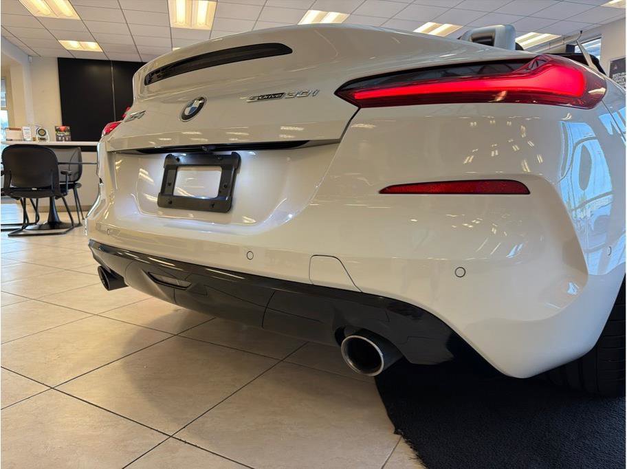 Used 2019 BMW Z4 sDrive30i w/ Convenience Package RWD image 42