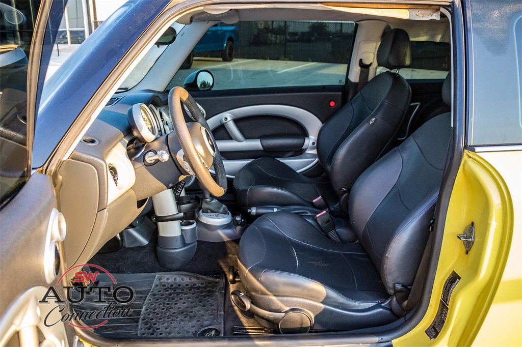 Used 2004 MINI Cooper S image 11